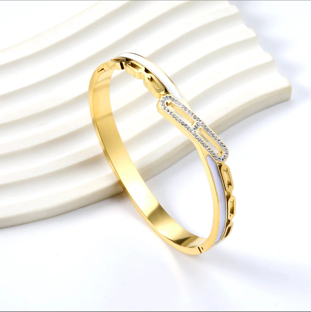 Glamour Link Bracelet