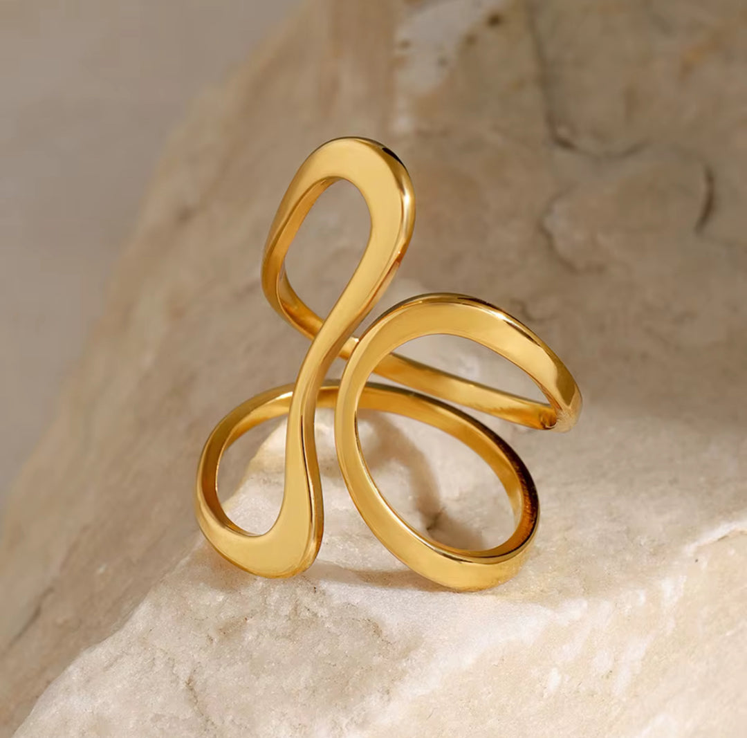 Elan Curve Ring
