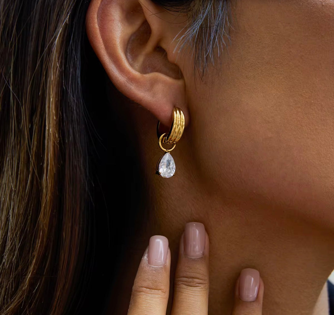 Aven Teardrop Earrings