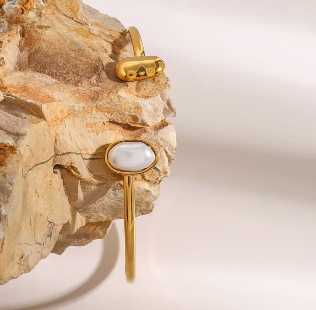 Lina Pearl Bangle
