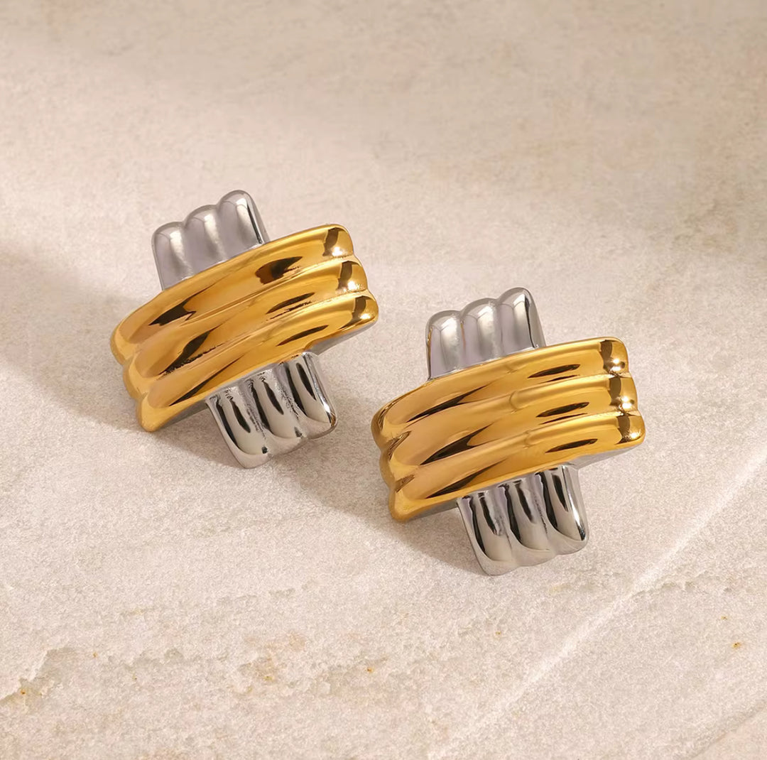 Nara Stud Earrings
