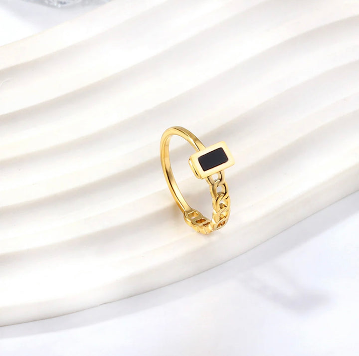 Noir Chain Ring